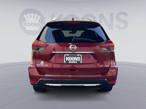 2020 Nissan Rogue SL