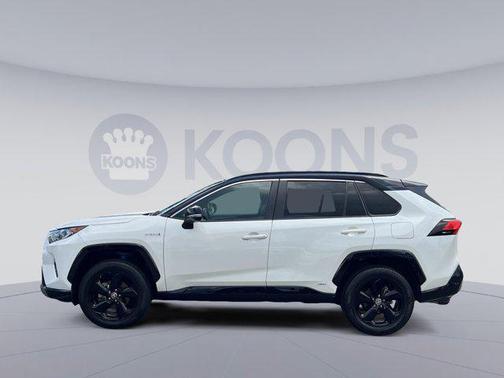 2021 Toyota RAV4 Hybrid SE