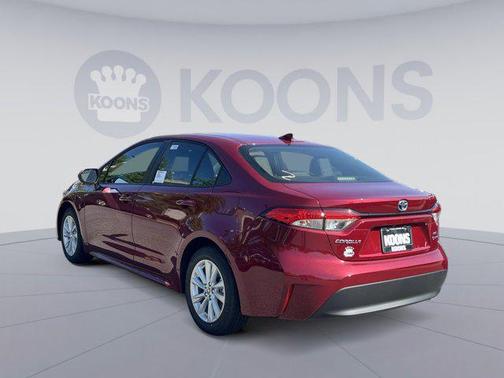 2025 Toyota Corolla Hybrid LE