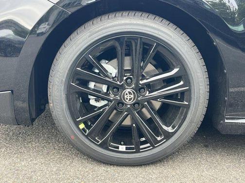 Midnight Black Metallic 2026 Toyota Camry SE