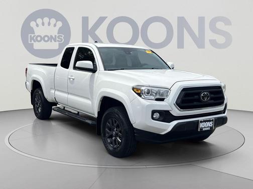 Super White 2021 Toyota Tacoma SR5