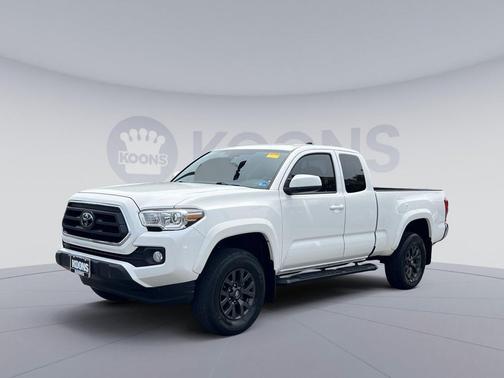 Super White 2021 Toyota Tacoma SR5