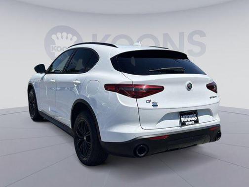 2022 Alfa Romeo Stelvio Sprint