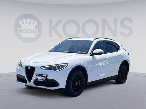 2022 Alfa Romeo Stelvio Sprint