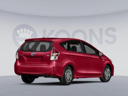 2015 Toyota Prius v Four