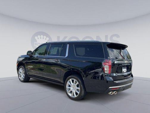2023 Chevrolet Suburban 4WD High Country