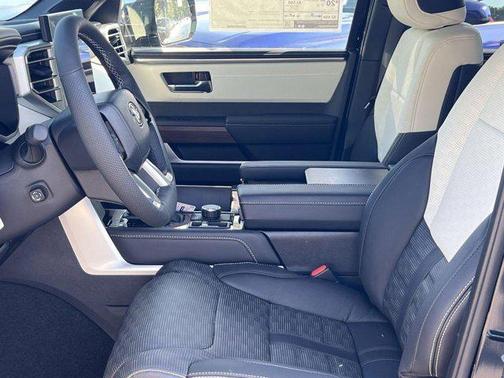2025 Toyota Sequoia Base