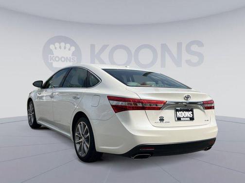 Blizzard Pearl 2015 Toyota Avalon XLE Touring