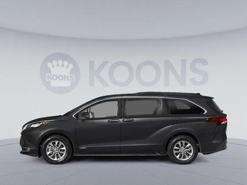 2021 Toyota Sienna XLE 7 Passenger