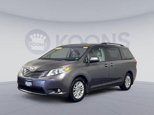 2016 Toyota Sienna XLE