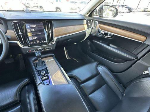 2018 Volvo S90 T6 Inscription