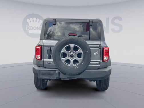 CARBONIZED GRAY METALLIC 2025 Ford Bronco Big Bend