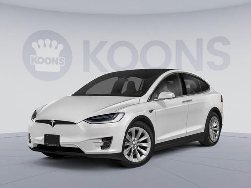 Pearl White Multi-Coat 2018 Tesla Model X 75D