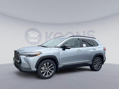 2025 Toyota Corolla Cross XLE