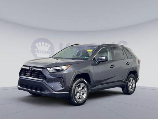2025 Toyota RAV4 Hybrid LE