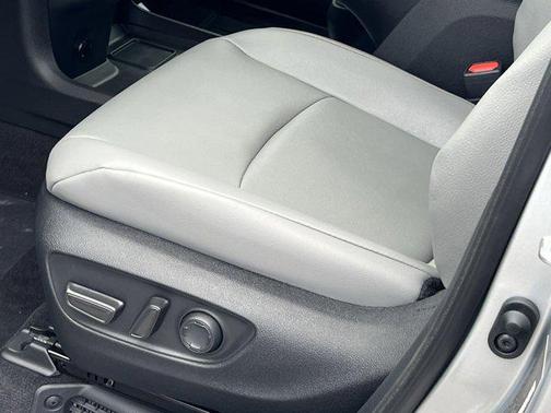 2025 Toyota Sienna XLE 7 Passenger