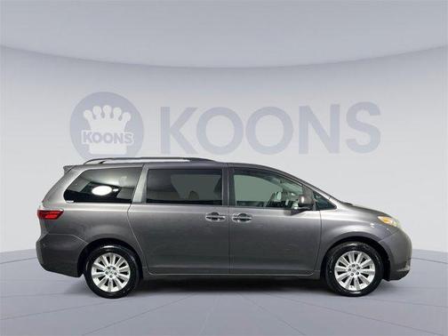 2015 Toyota Sienna XLE Premium