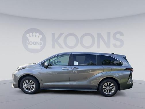 Heavy Metal 2026 Toyota Sienna LE