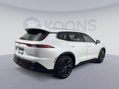 2025 Toyota Crown Signia Limited