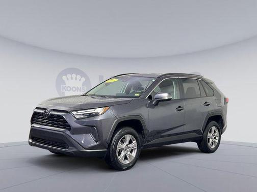 2022 Toyota RAV4 XLE