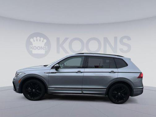 2022 Volkswagen Tiguan 2.0T SE R-Line Black