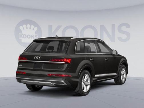 2023 Audi Q7 45 Premium Plus