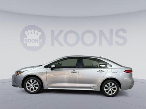 2025 Toyota Corolla Hybrid LE