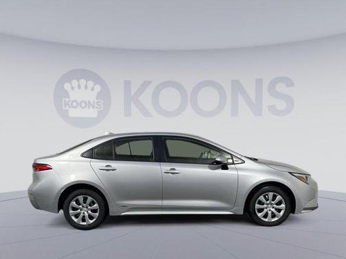 2025 Toyota Corolla Hybrid LE