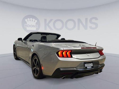 2024 Ford Mustang EcoBoost