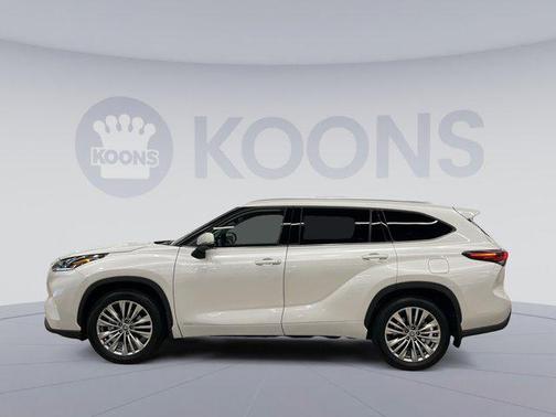 2024 Toyota Highlander Hybrid Platinum