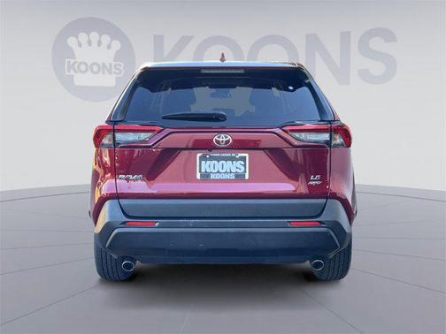 2024 Toyota RAV4 LE