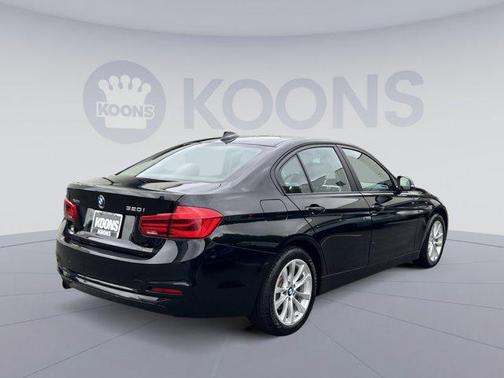 2017 BMW 320 i