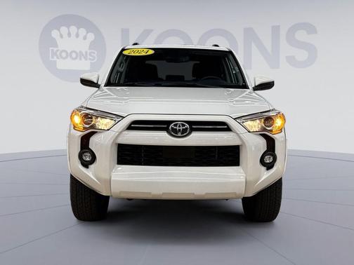 Ice Cap 2024 Toyota 4Runner SR5