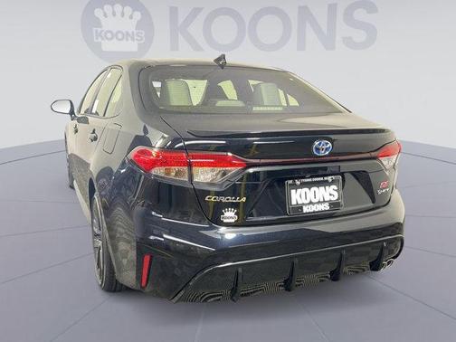 2025 Toyota Corolla Hybrid SE