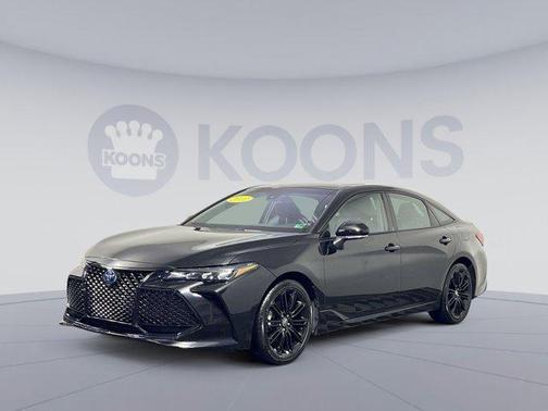 2022 Toyota Avalon Hybrid XSE