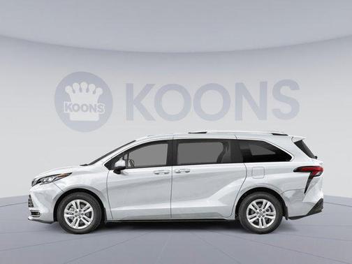 2025 Toyota Sienna Limited 7-Passenger