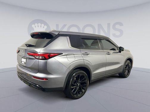 2023 Mitsubishi Outlander SE Black Edition S-AWC