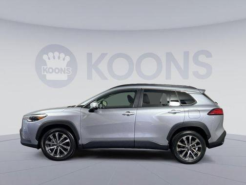 2024 Toyota Corolla Cross XLE