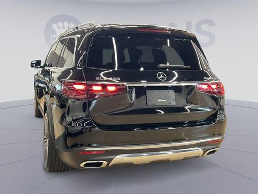 2024 Mercedes-Benz GLS 450 4MATIC