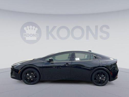 2025 Toyota Prius L