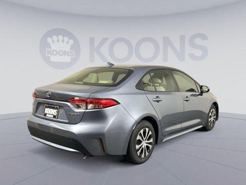 2022 Toyota Corolla Hybrid LE