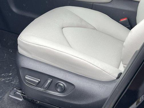 2025 Toyota Grand Highlander Platinum
