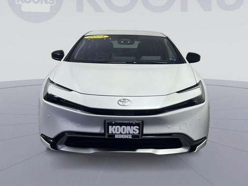 Wind Chill Pearl 2024 Toyota Prius Prime XSE
