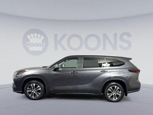 2024 Toyota Highlander Hybrid XLE