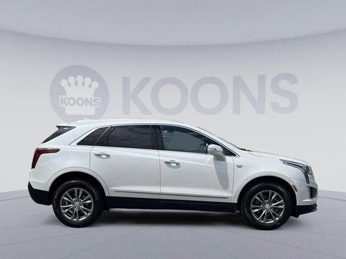 2022 Cadillac XT5 Premium Luxury
