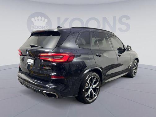 2022 BMW X5 M50i