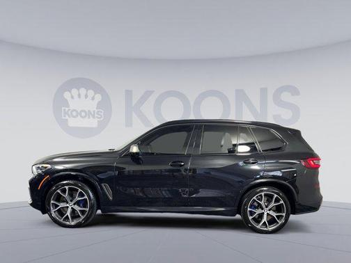 2022 BMW X5 M50i