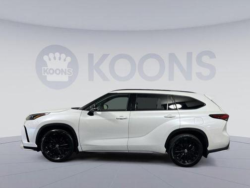 2023 Toyota Highlander XSE