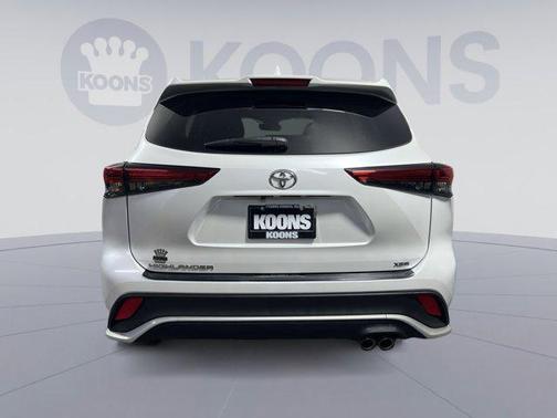 2023 Toyota Highlander XSE