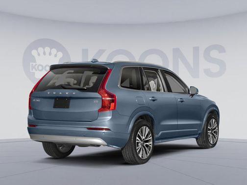 2022 Volvo XC90 T6 Momentum